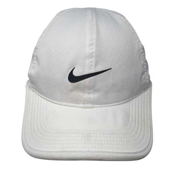 Nike Dri-Fit Strapback Baseball Cap White L Adjustable Embroidered Breathable - Picture 1 of 10